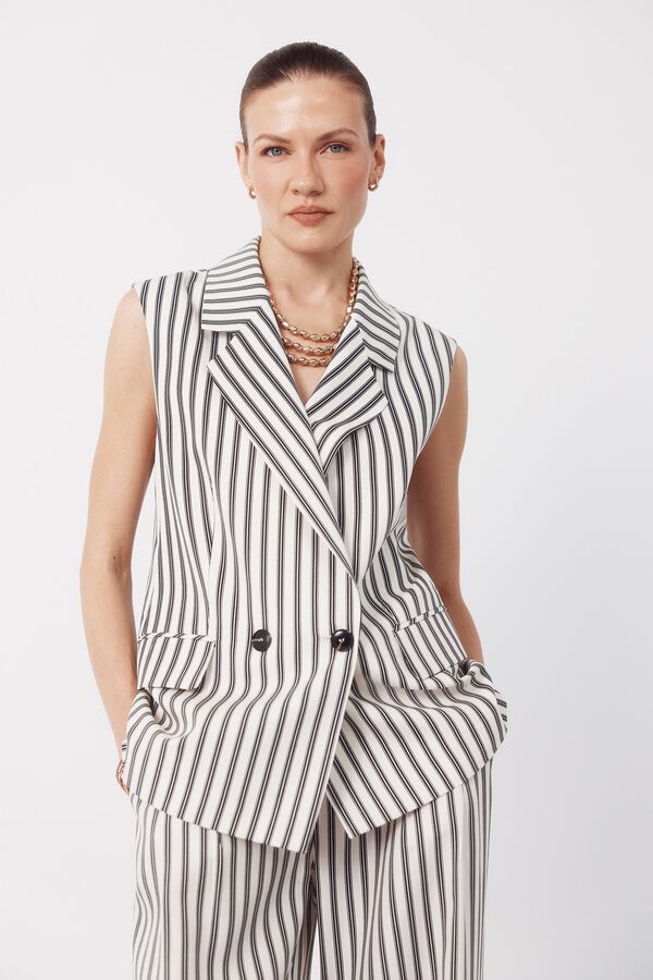 Belt and striped set