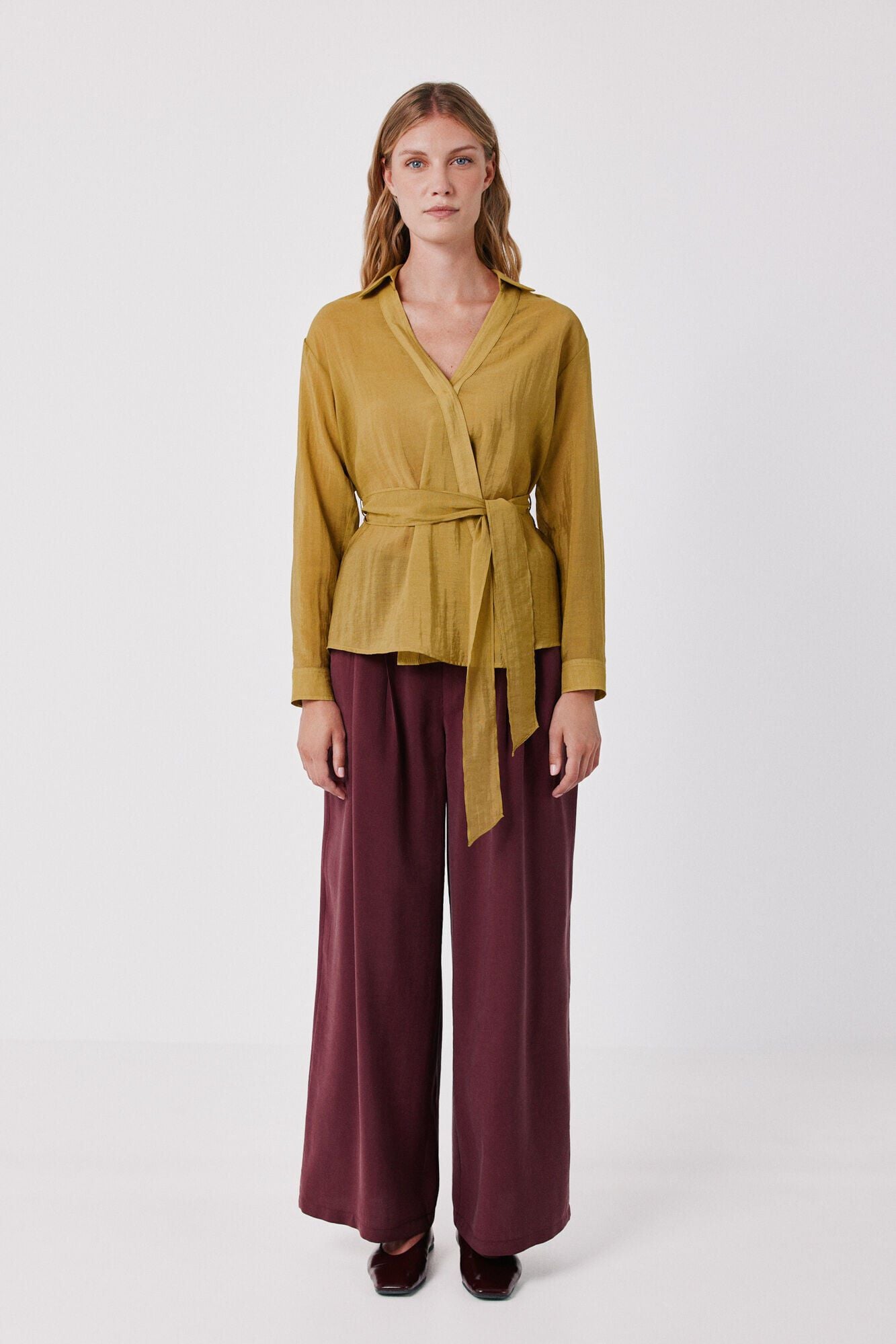 Trousers and blouse set