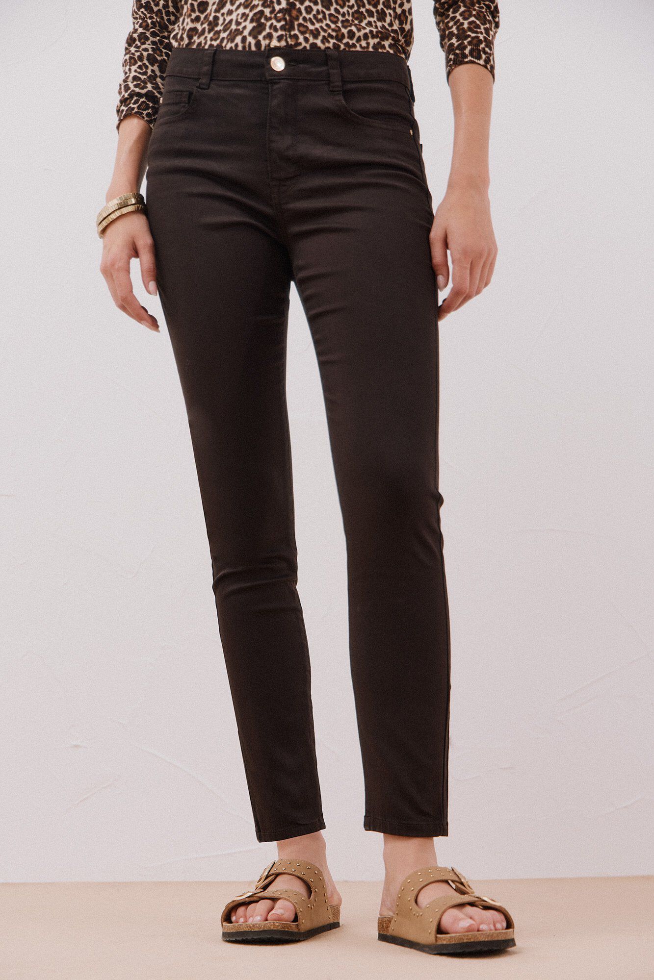 Conjunto de pantalones y jersey