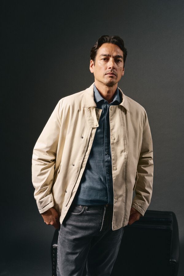 Conjunto de jeans e blusão