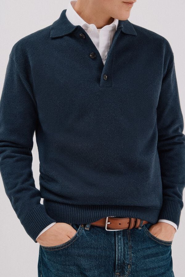 Jeans and sweater set