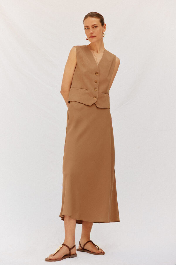 Skirt and neckline set