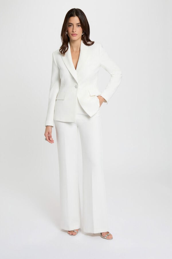 Conjunto de chaqueta y pantal&oacute;n