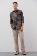 Conjunto de camisa y pantal&oacute;n