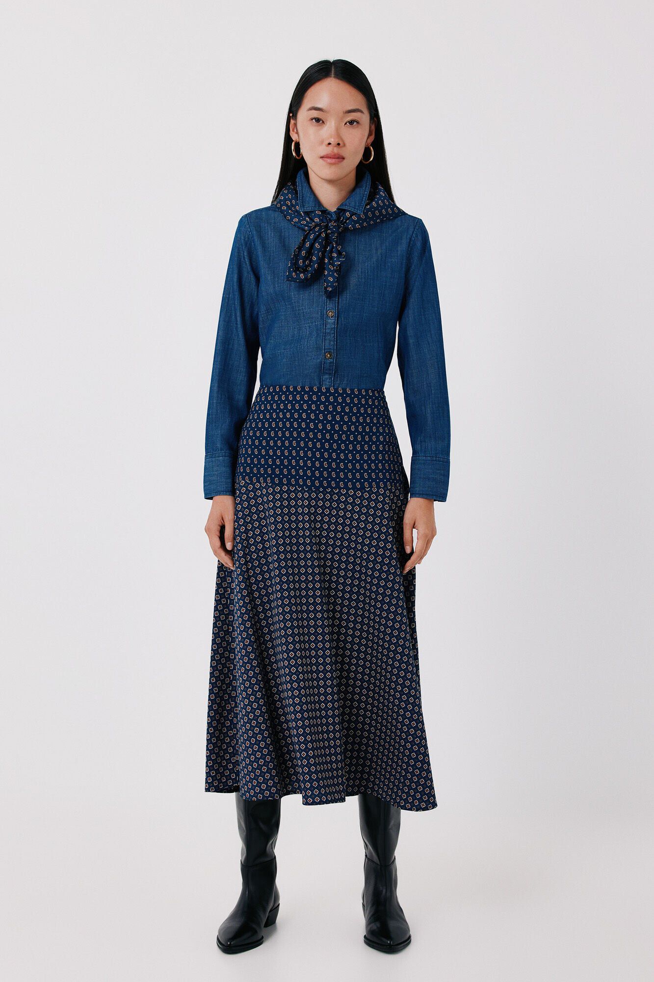 Skirt and scarf set