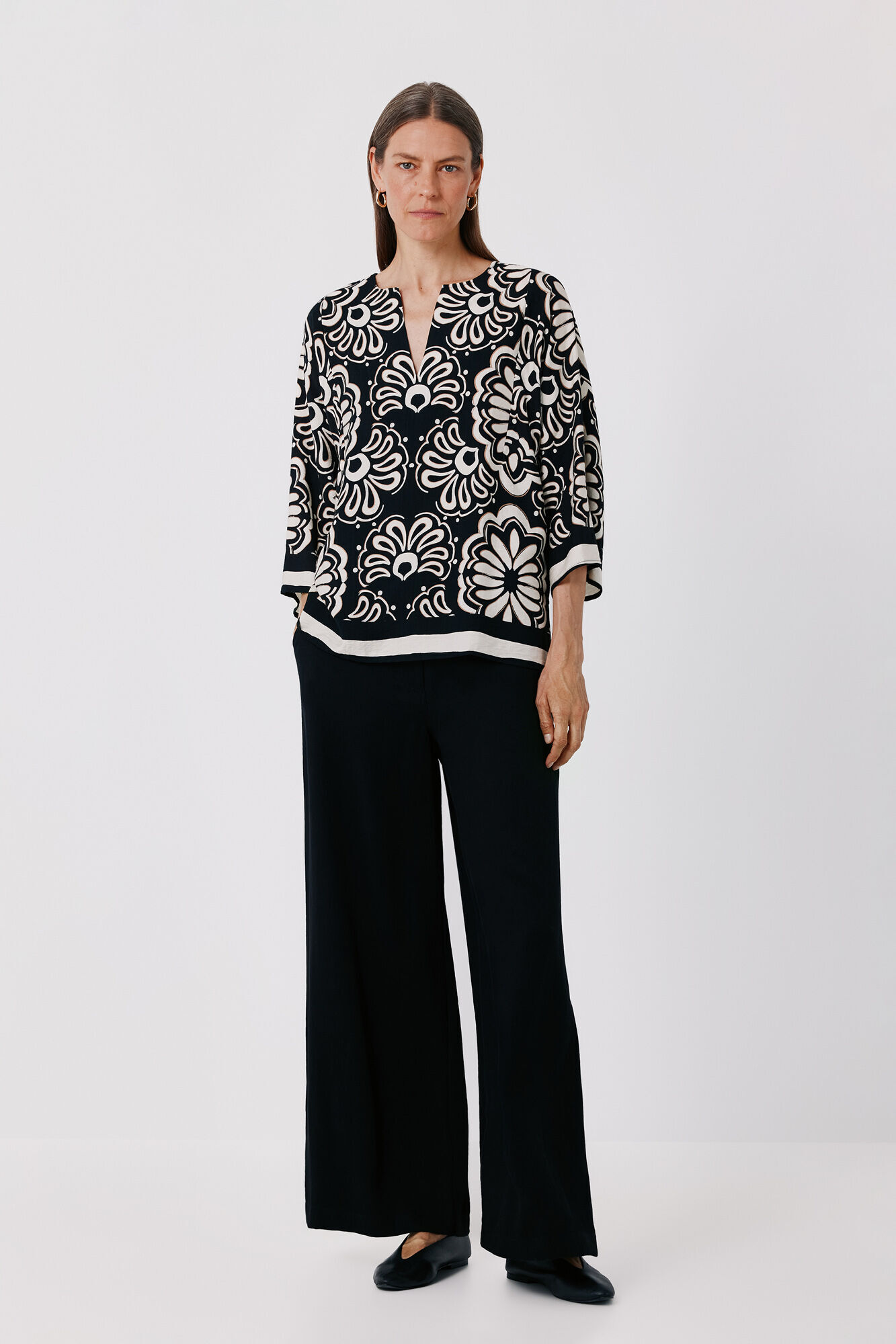 Trousers and blouse set