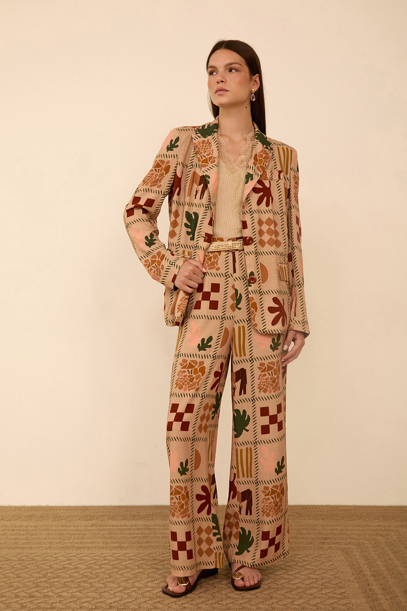 Conjunto de blazer y pantal&oacute;n