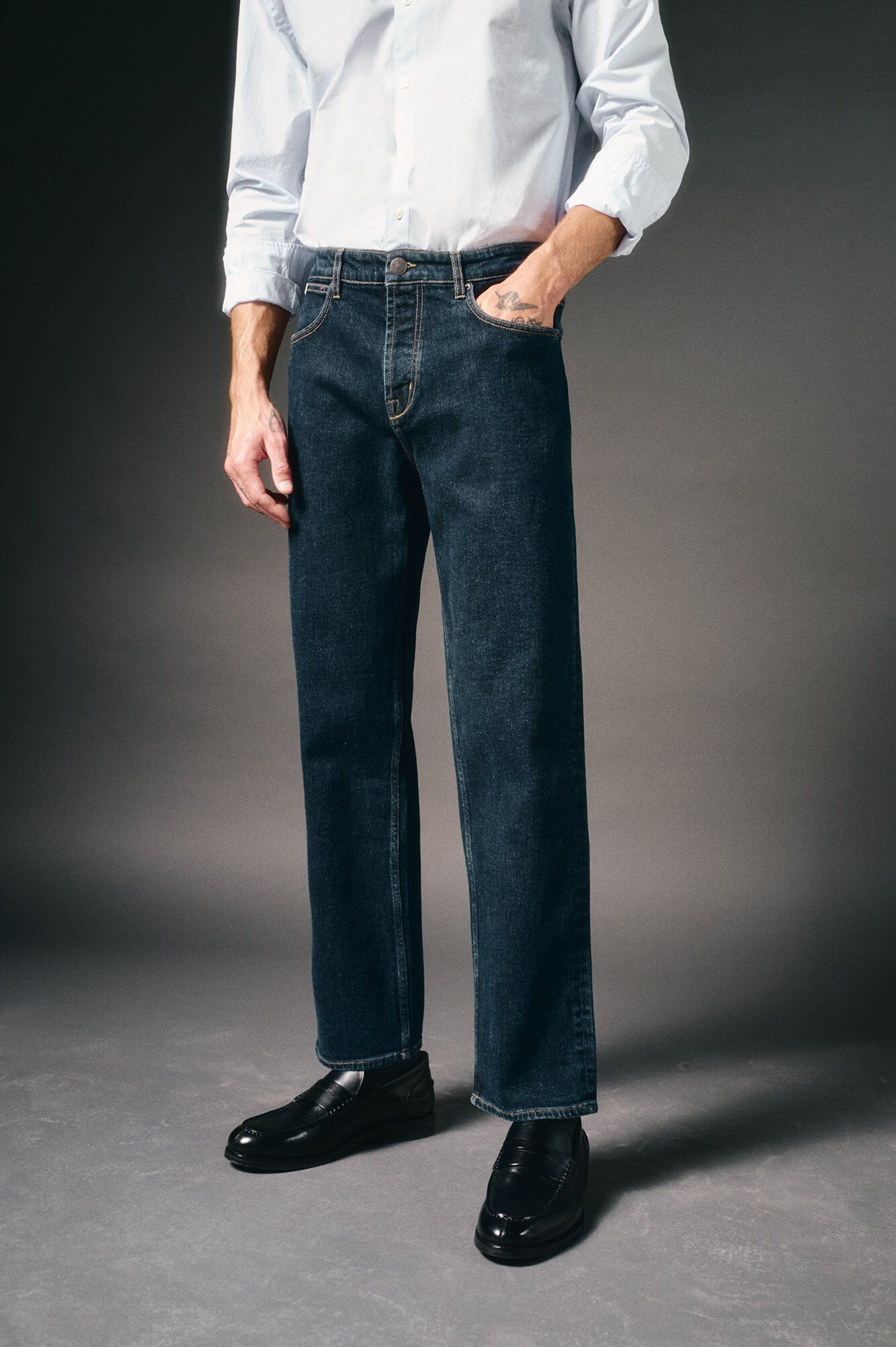 Conjunto de pantal&oacute;n y camisa