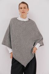 Poncho and buttons set