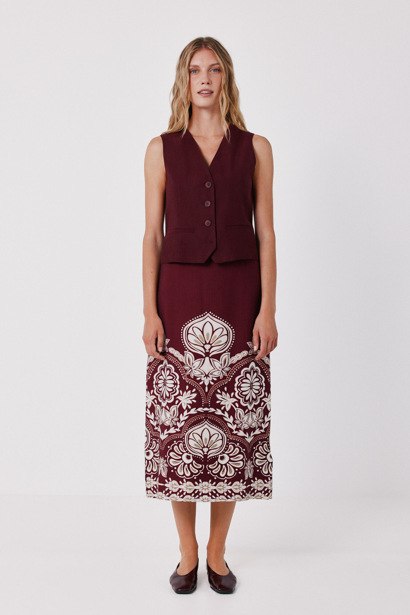 Skirt and gilet set