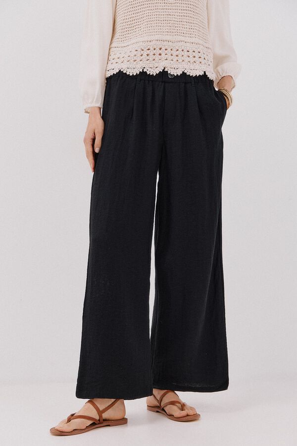 T-Shirt and trousers set