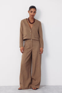 Conjunto de pantal&oacute;n y chaqueta