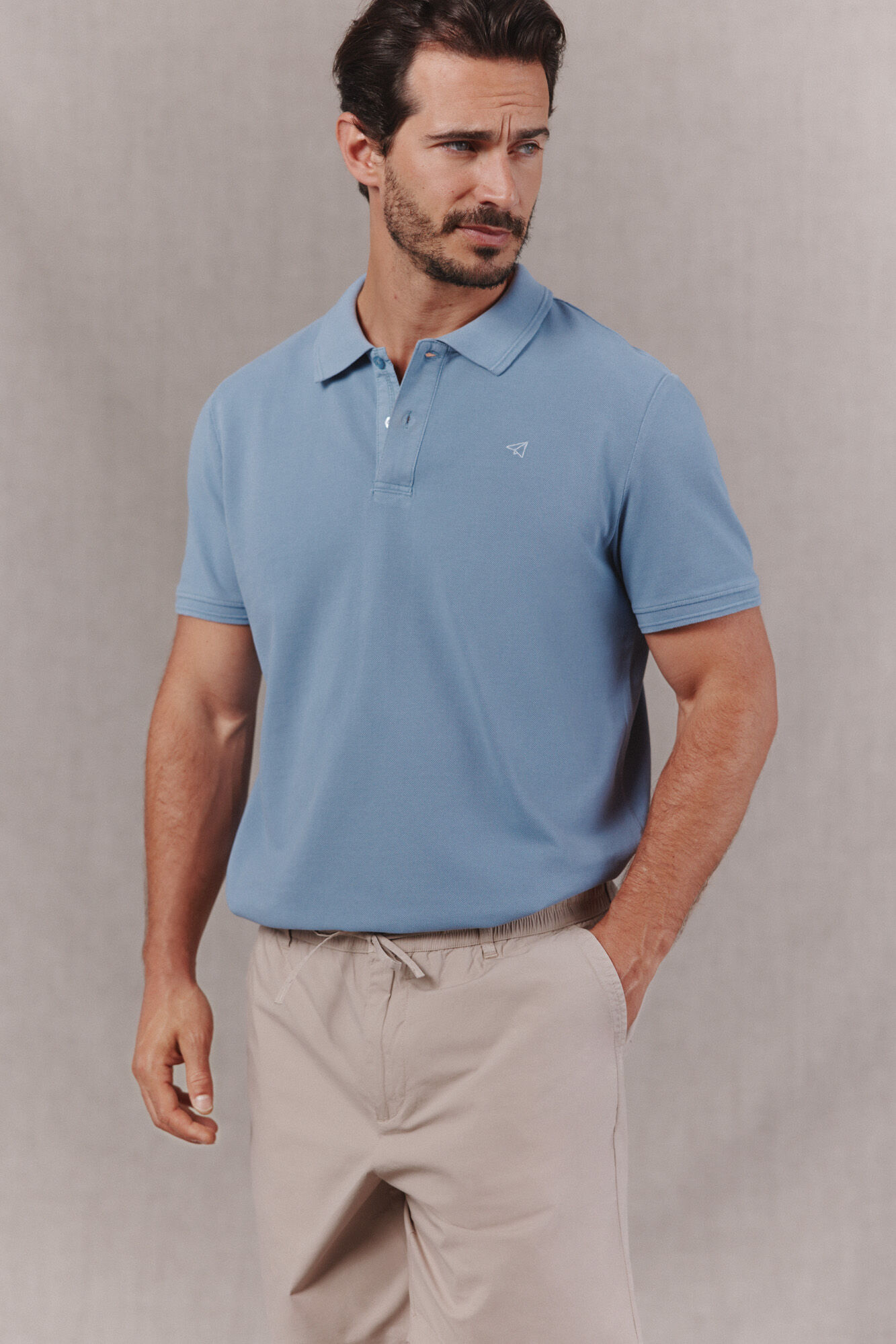 Conjunto de bermuda e polo