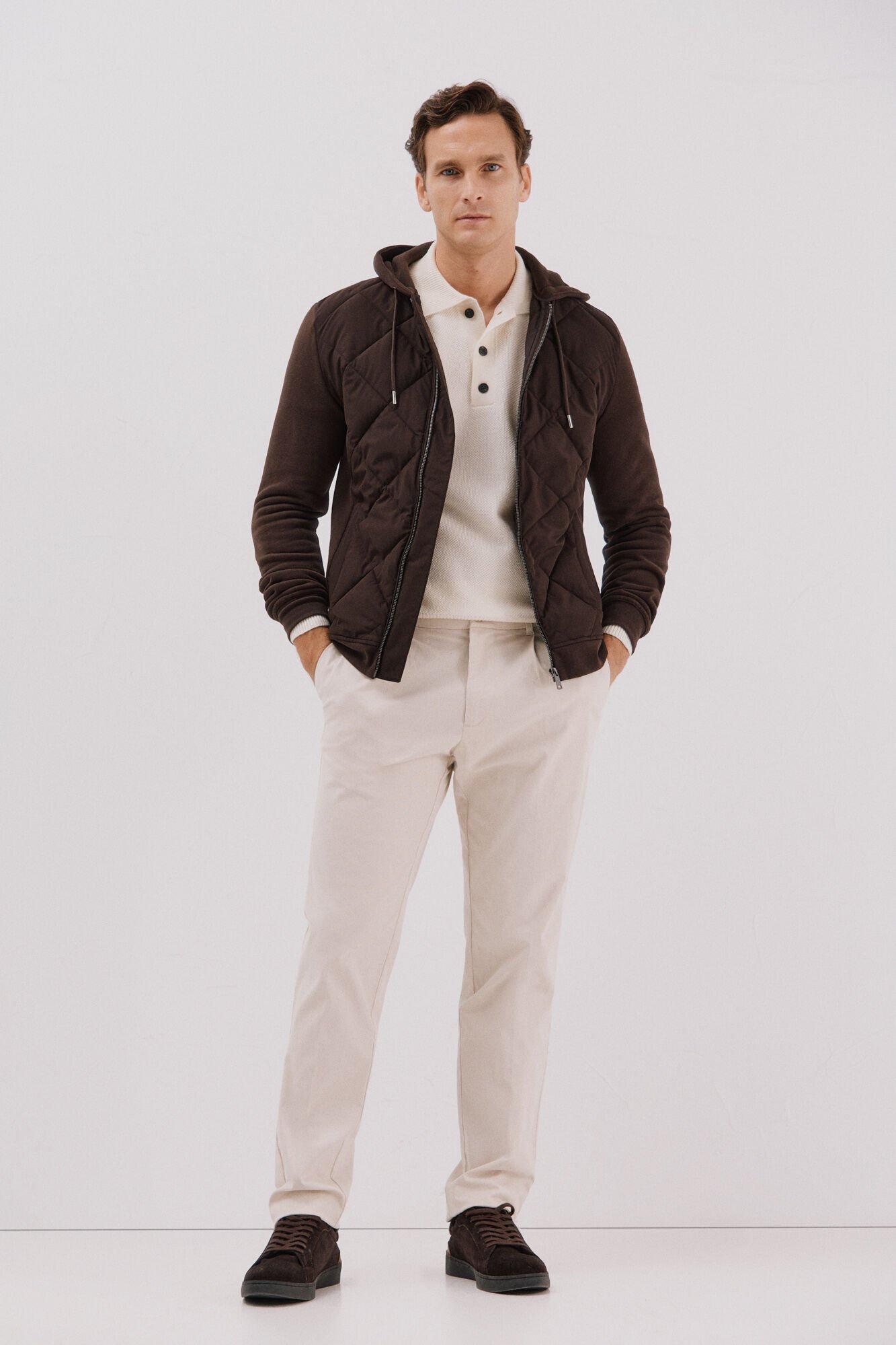 Pants and producto set