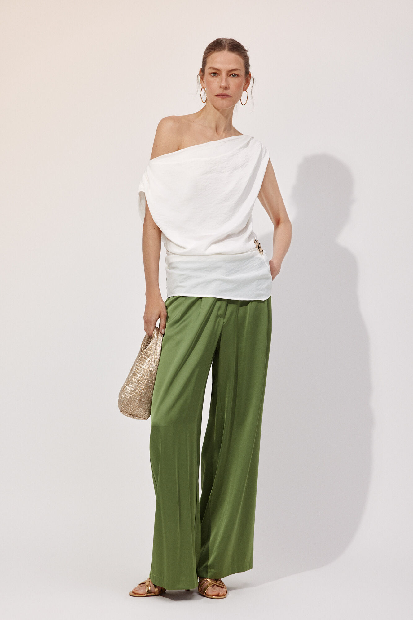 Top and pleats set