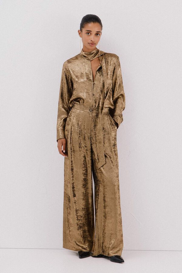 Pants and blouse set