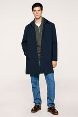 Conjunto de camisola e sobretudo