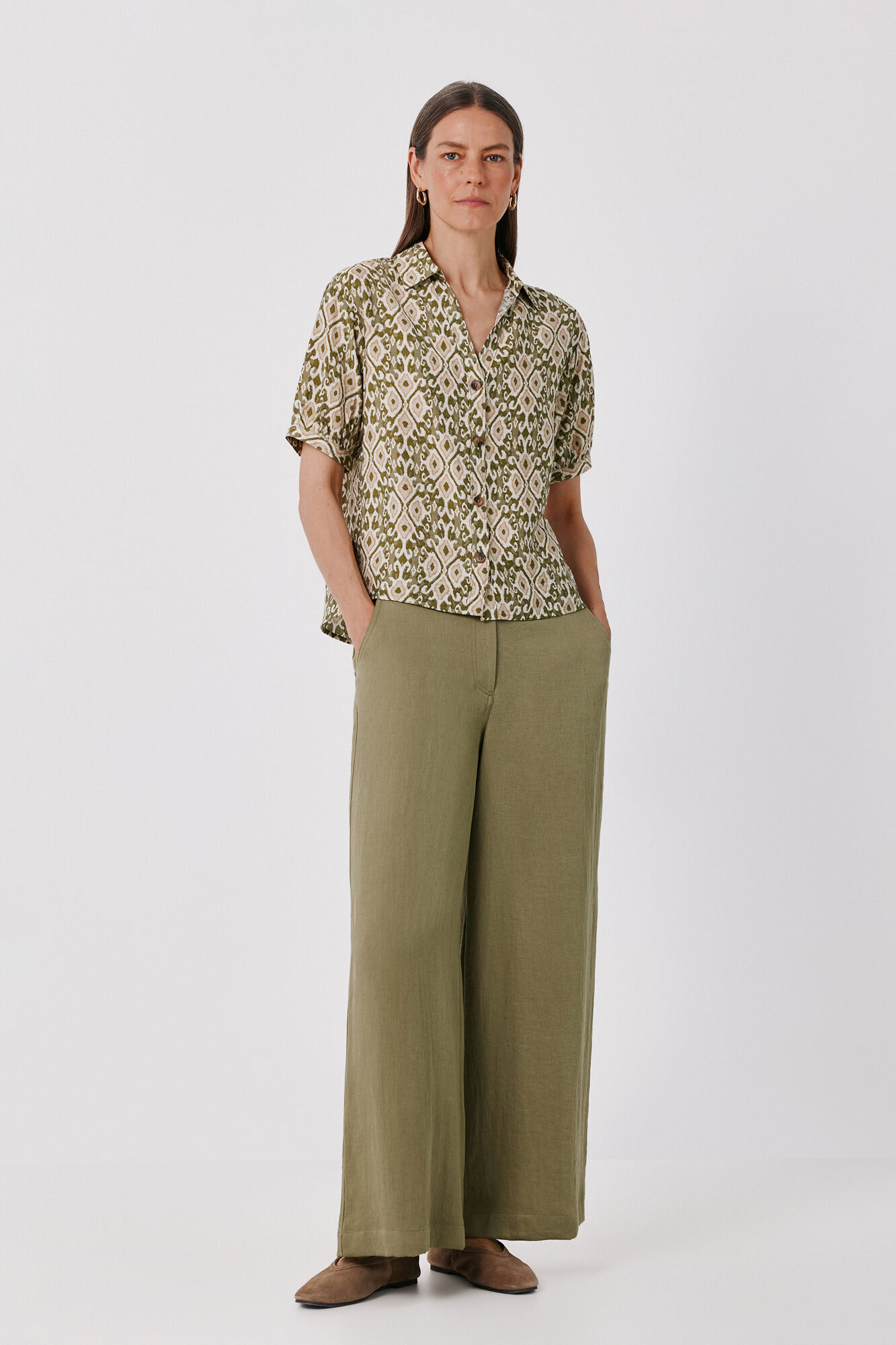 Shirt and trousers set