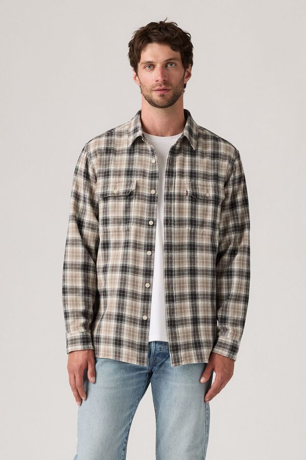 Conjunto de jeans e camisa