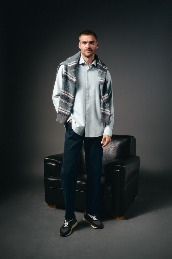 Conjunto de pantalón y camisa