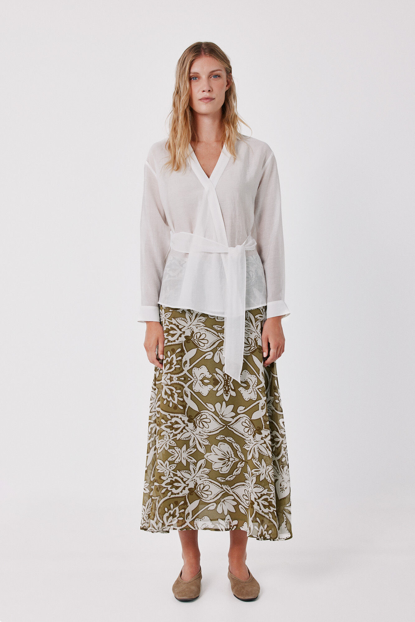 Skirt and blouse set