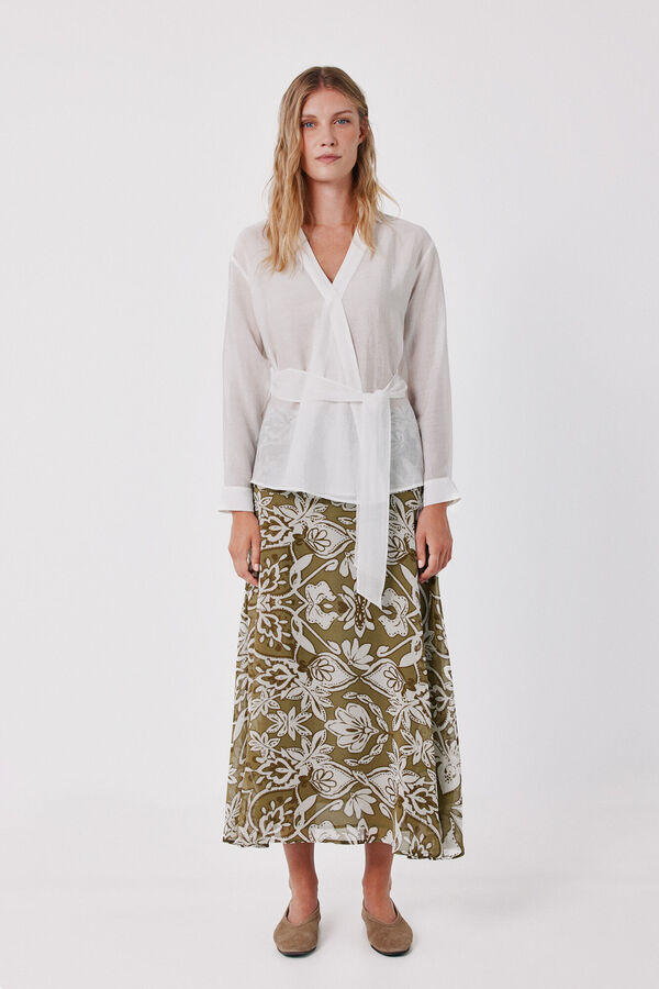 Conjunto de saia e blusa
