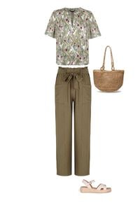 Trousers, blouse, sandal and bag set