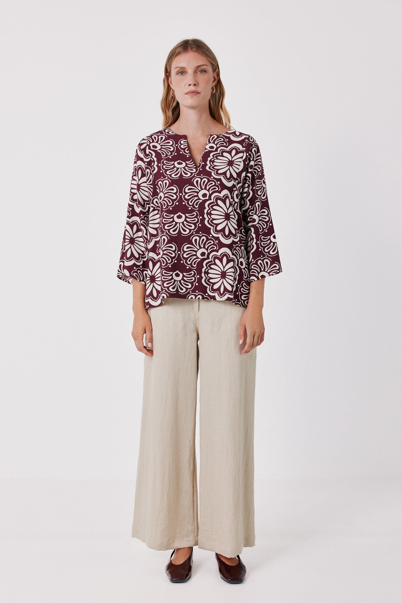 Trousers and blouse set