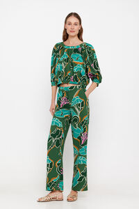 Blouse and trousers set