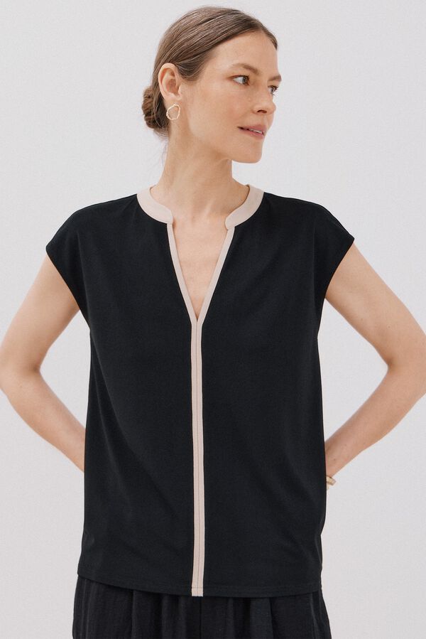 Collar and trousers set