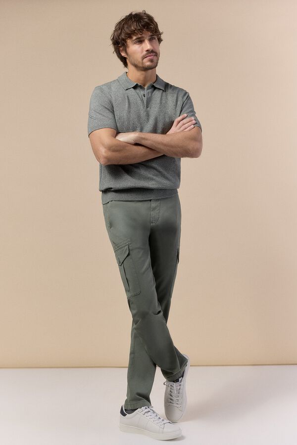 Conjunto de camisola e cal&ccedil;as