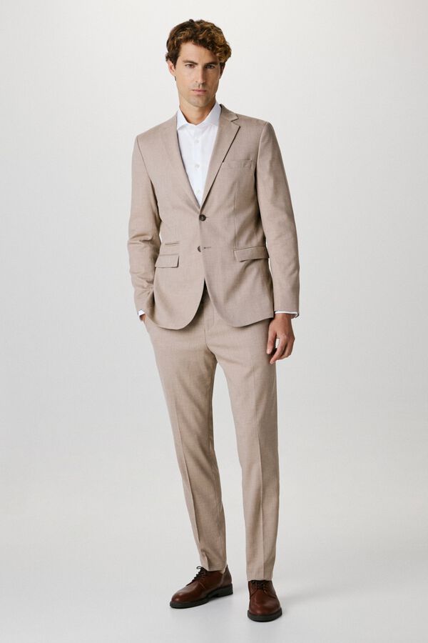 Conjunto de blazer e calças