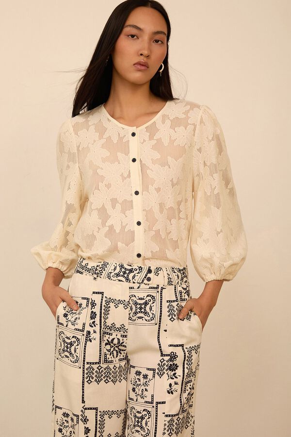 Conjunto de blusa e cal&ccedil;a
