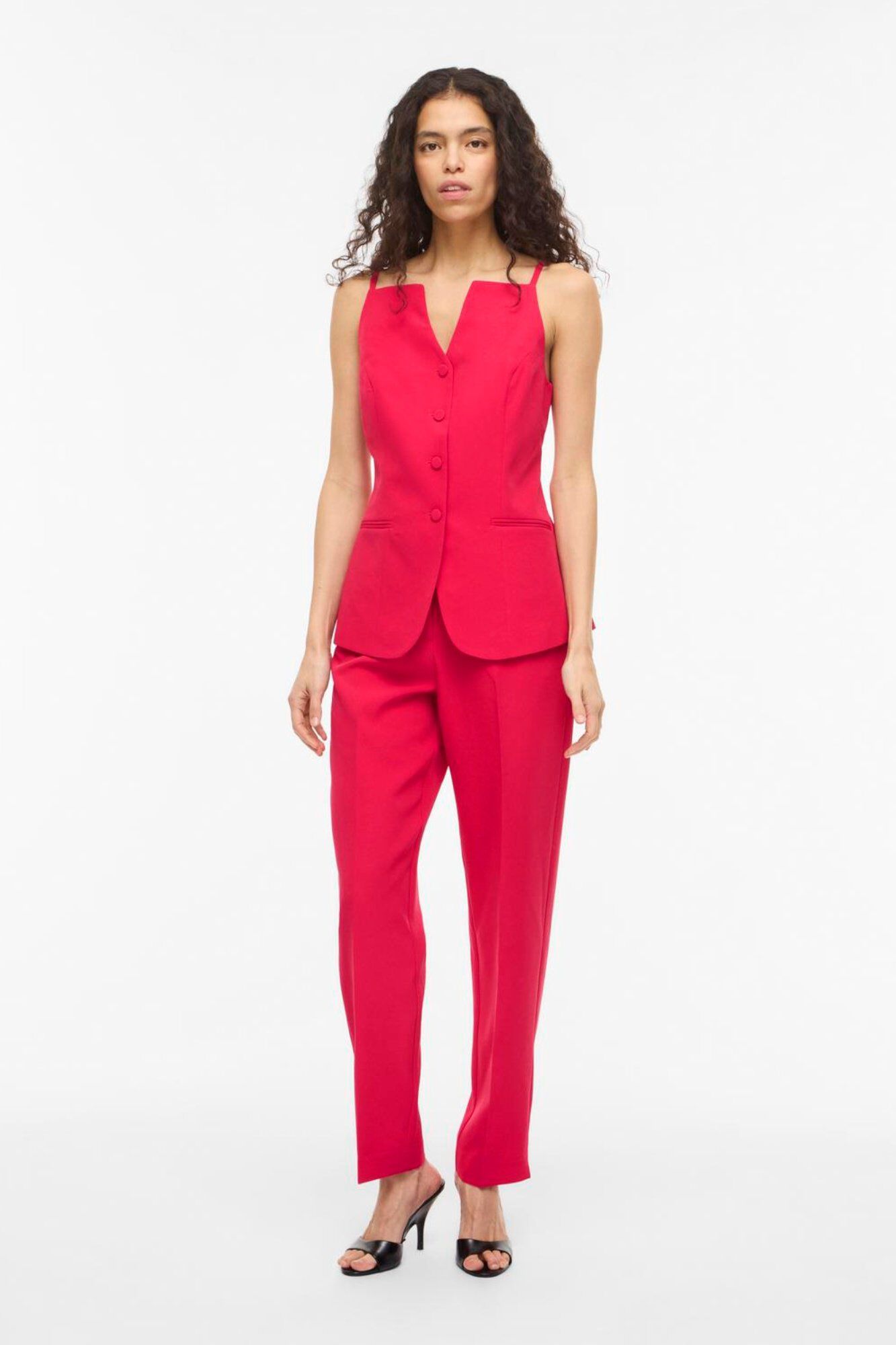Conjunto de chaleco y pantal&oacute;n