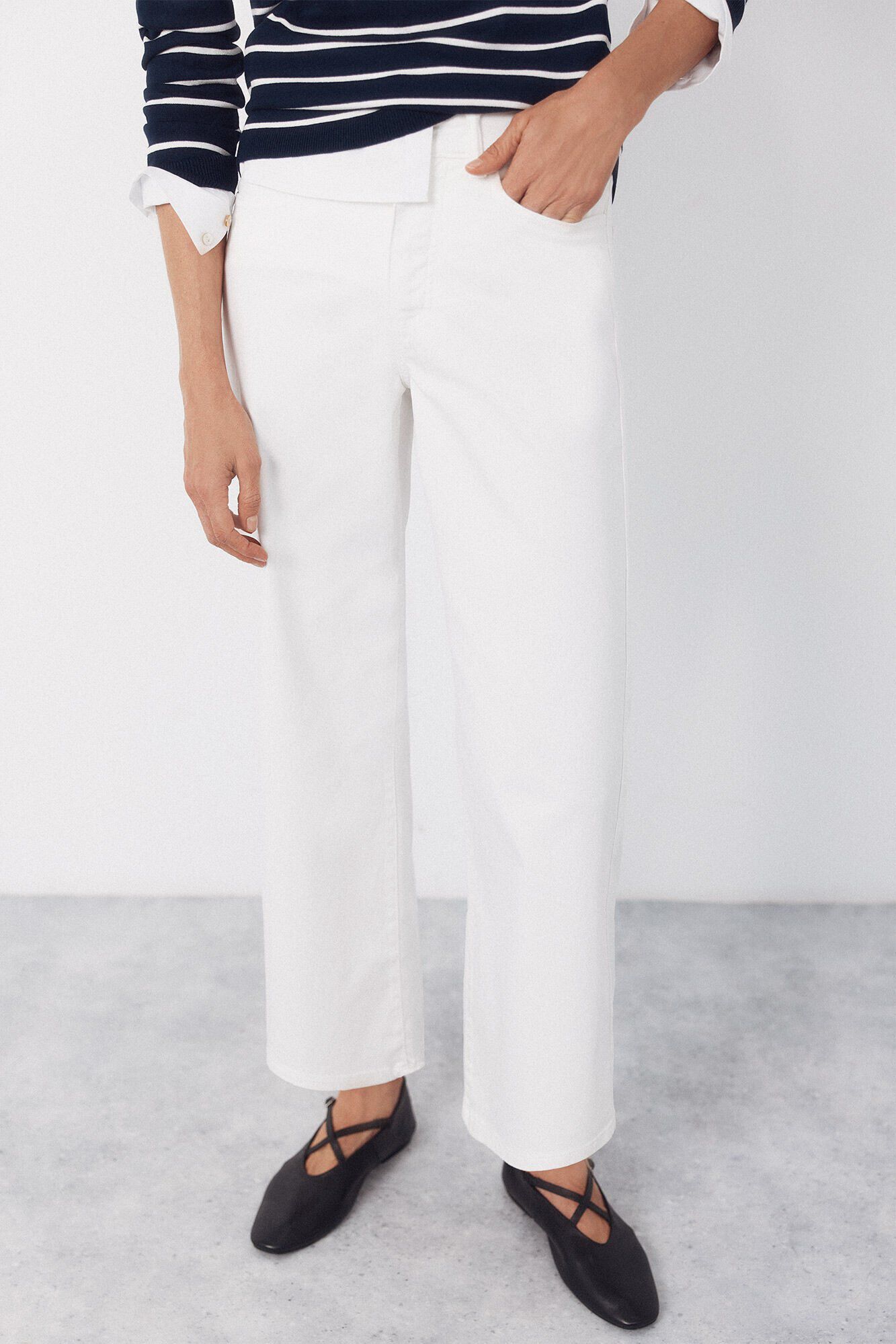 Jeans, jumper and shirt set