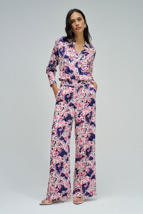 Conjunto de camisa y pantal&oacute;n