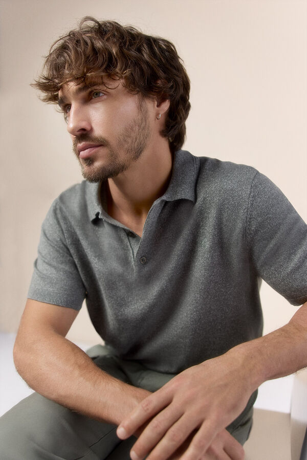 Conjunto de camisola e cal&ccedil;as