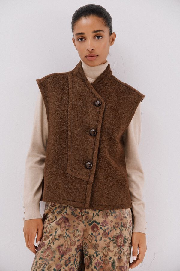 Pants and vest set