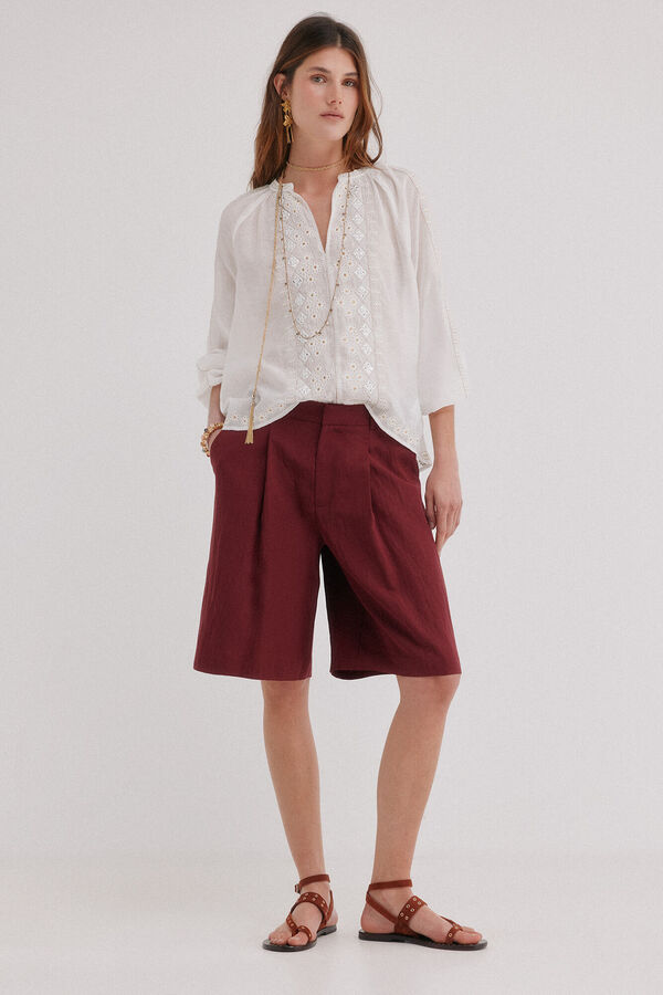Conjunto de bermudas e constance
