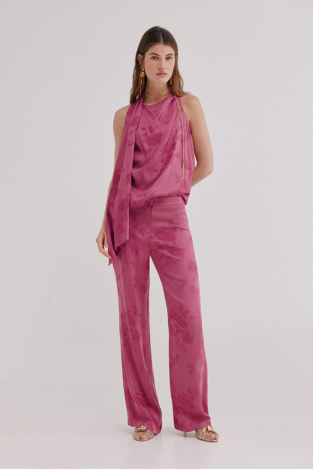 Conjunto de pilar e celine