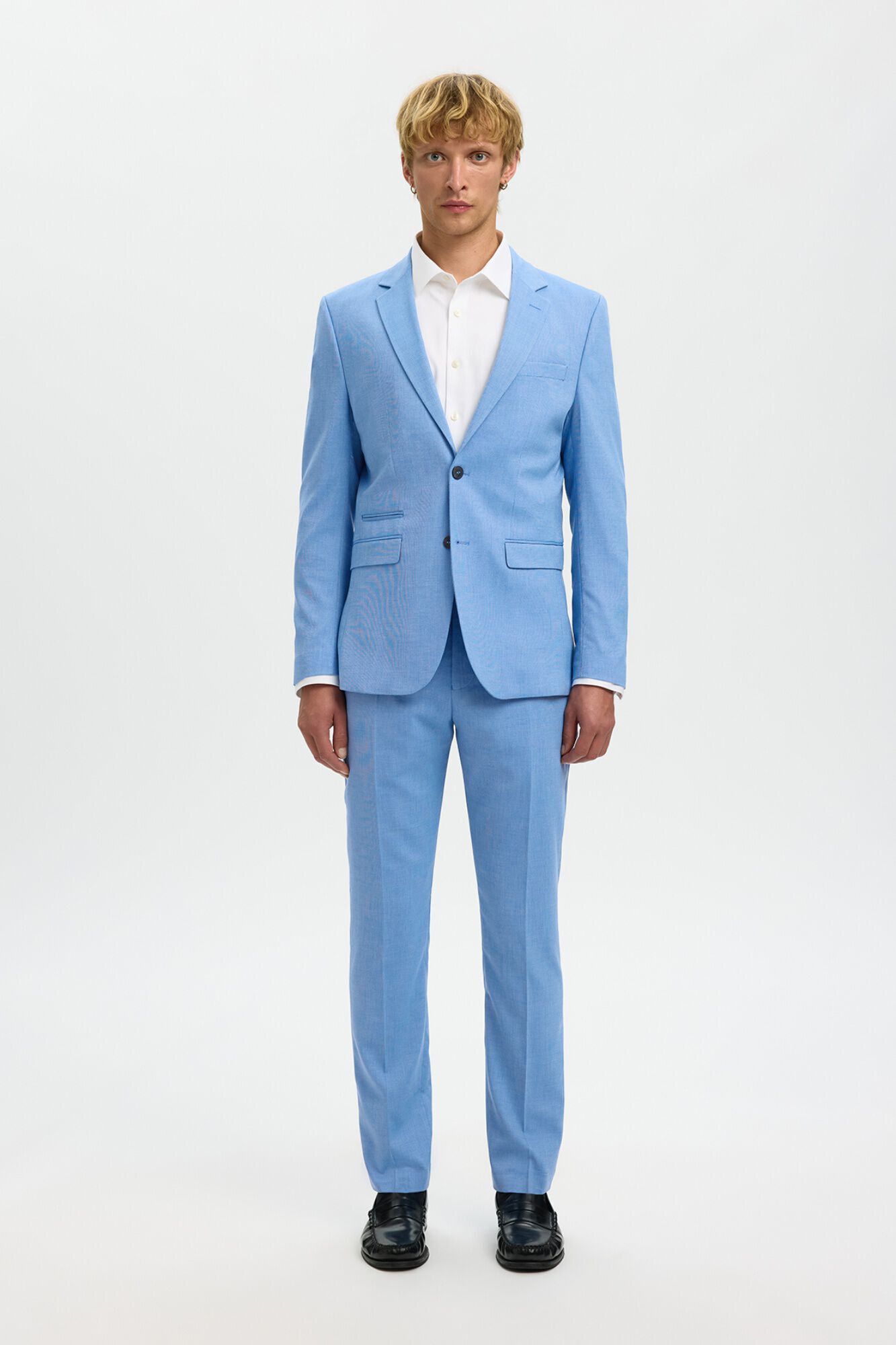 Conjunto de americana y pantal&oacute;n