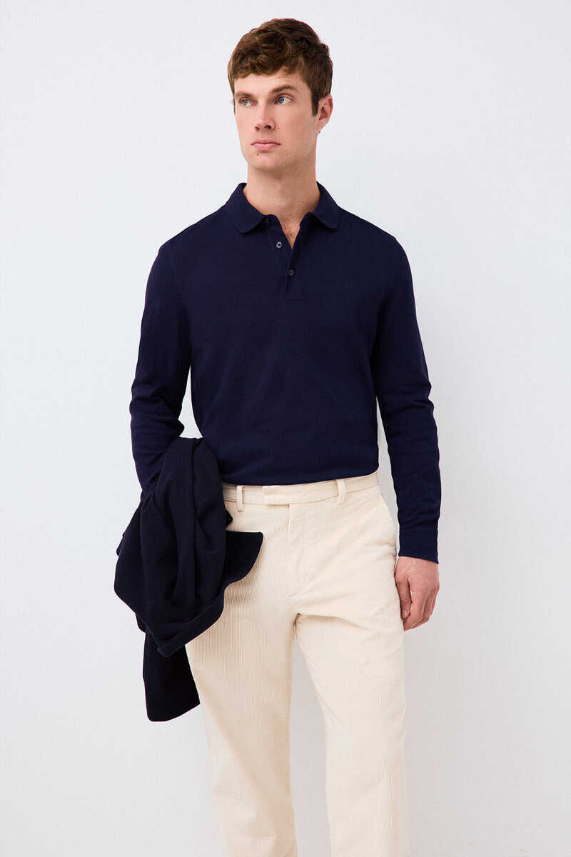 Conjunto de cal&ccedil;as e polo