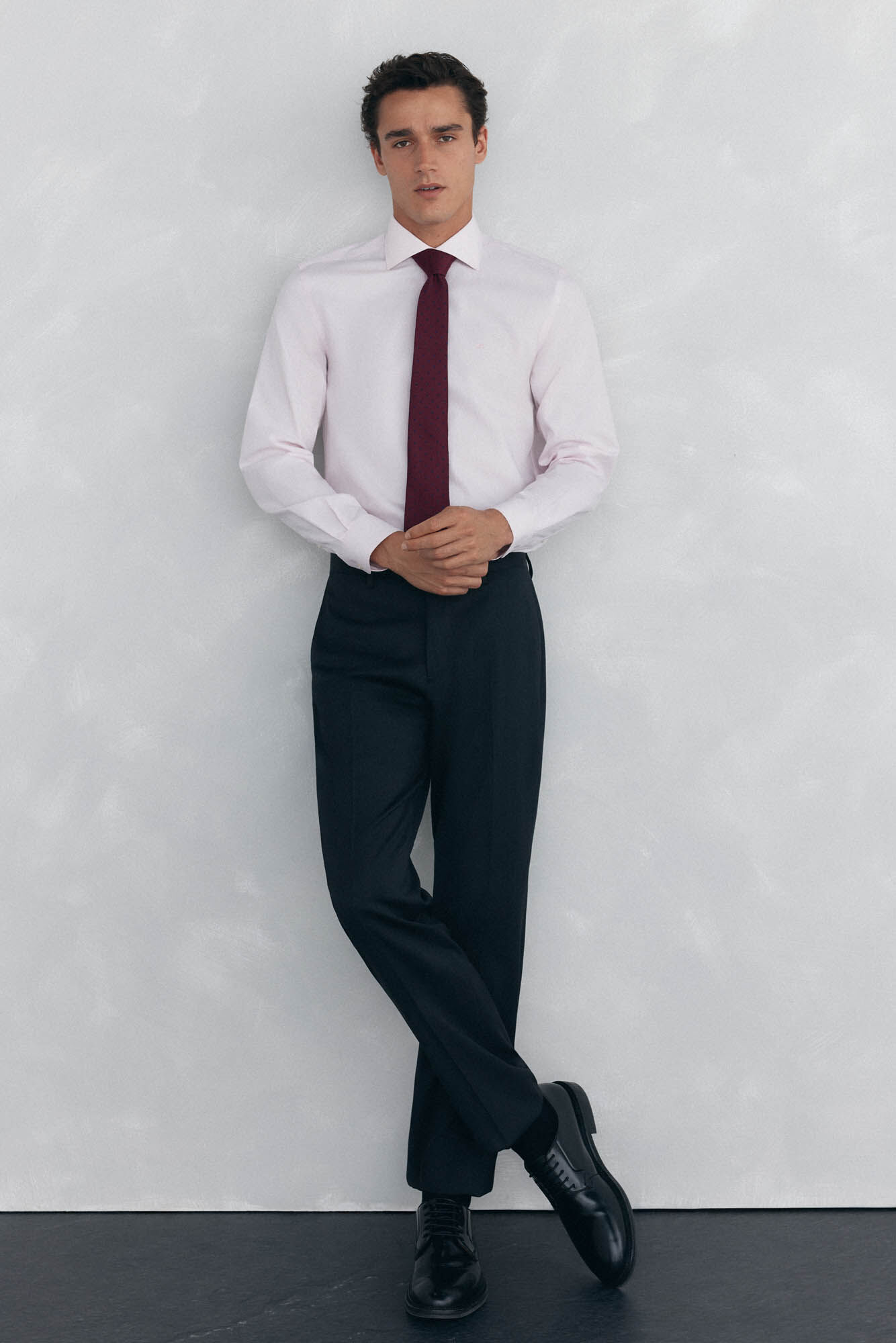 Tie, trousers and shirt set