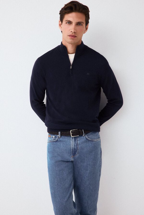 Conjunto de pantal&oacute;n y jersey