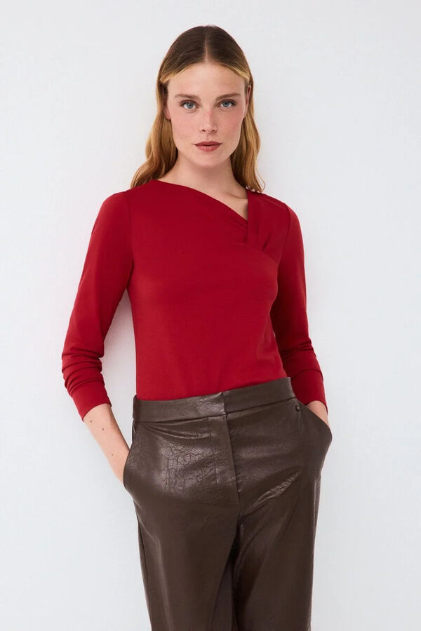 T-Shirt and trousers set