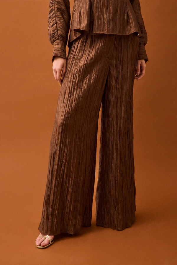 Trousers and top set