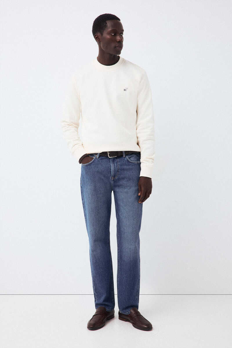 Conjunto de pantal&oacute;n y sudadera