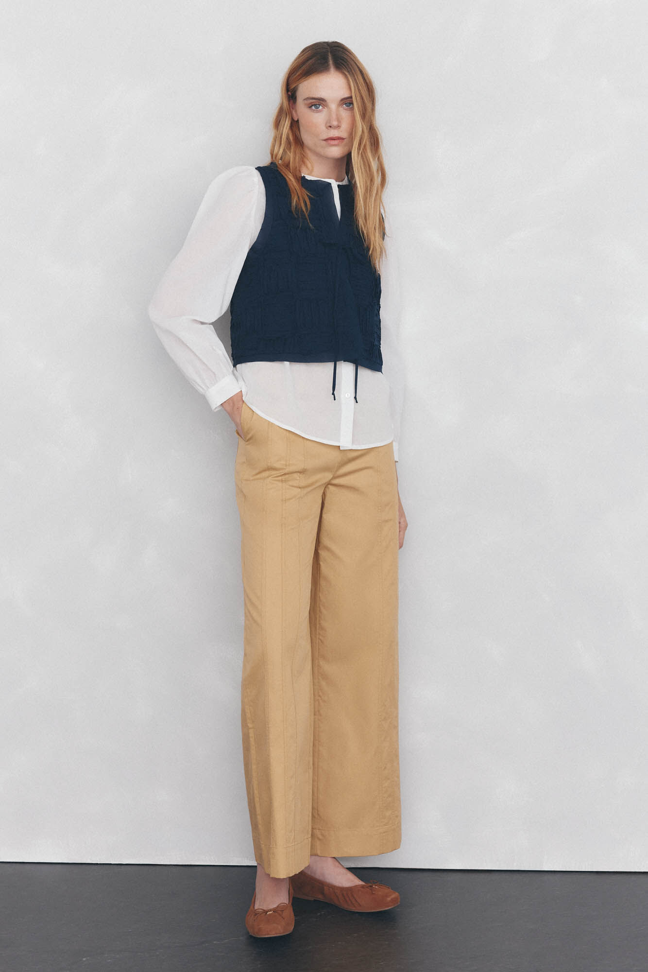 Detail, vest and blouse set