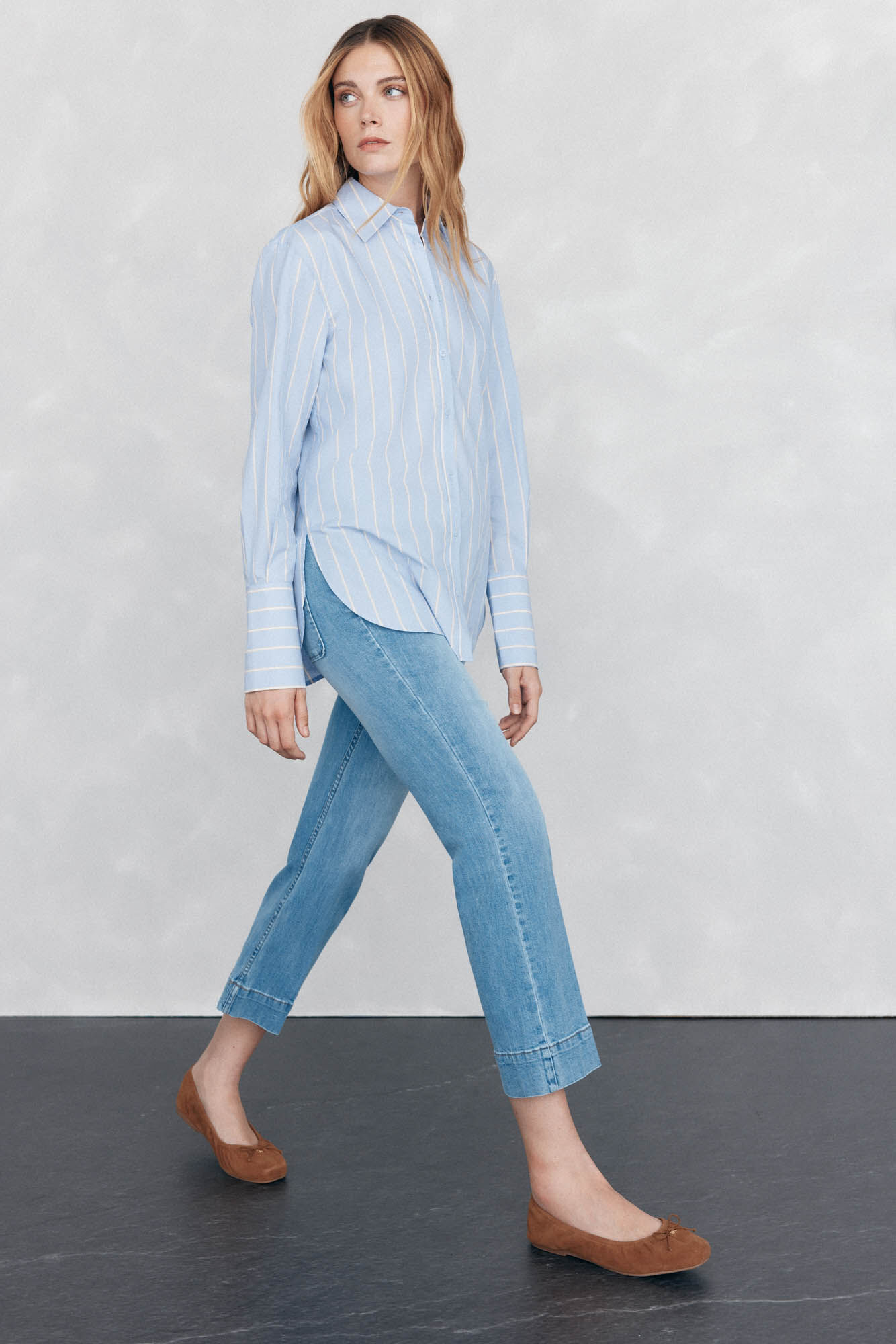 Conjunto de jeans y camisa