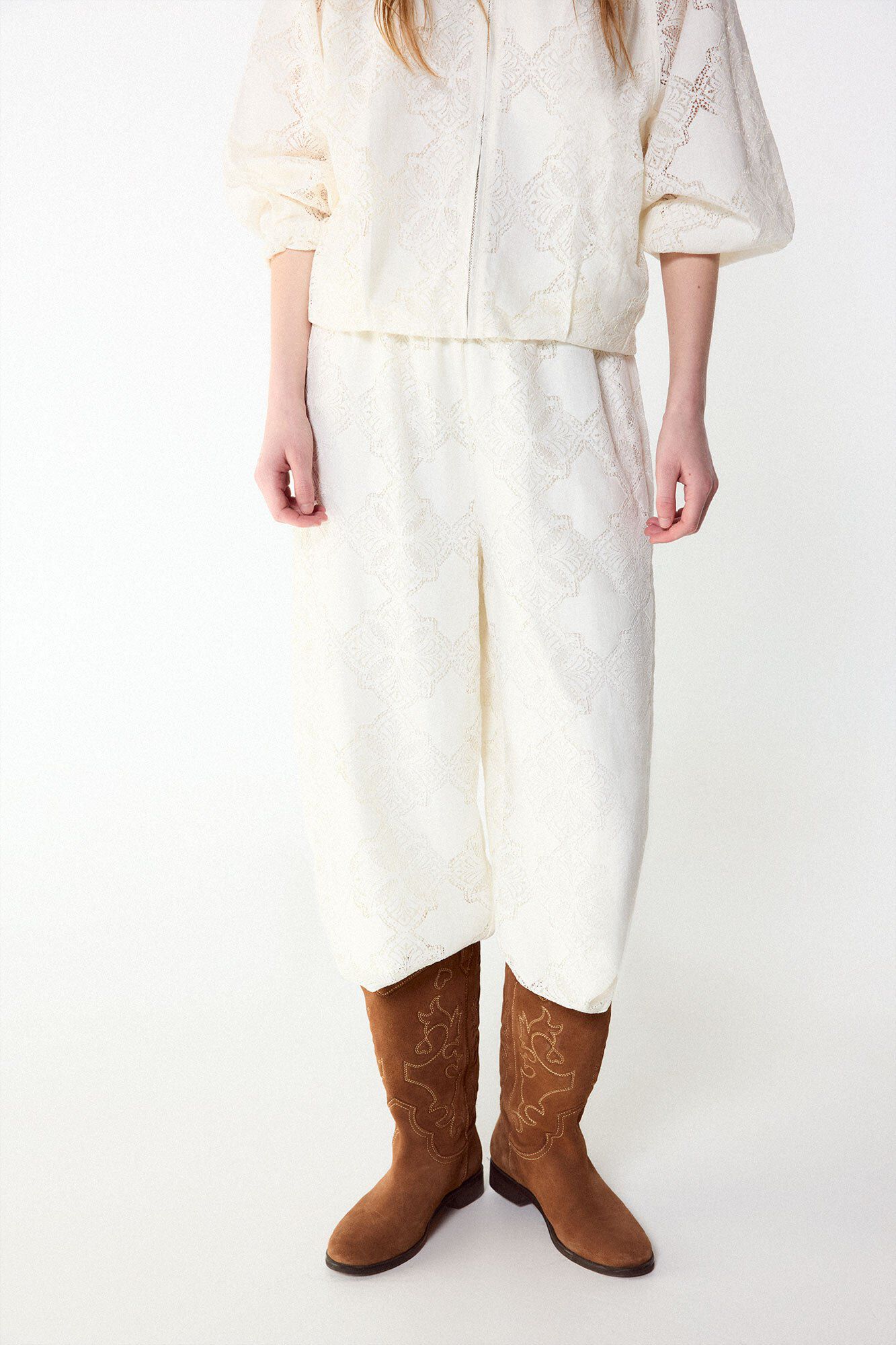 Conjunto de pantal&oacute;n e bomber